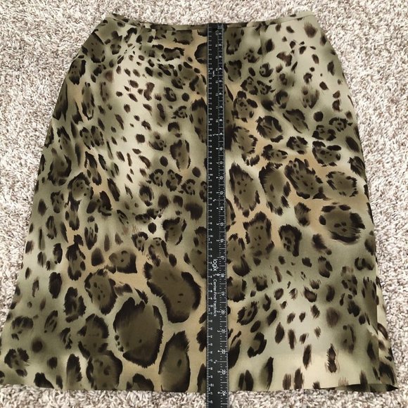 LE SUIT Women Thin Polyester A-line Skirt Multicolor Animal Print Size 8 Zipper - Picture 7 of 11